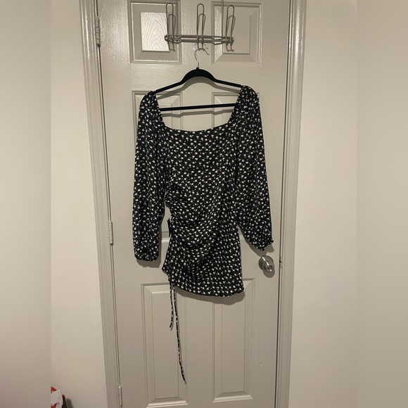 NWT Lulus Growing in the Garden Black Ditsy Floral Print Long Sleeve Dress - Picture 9 of 12